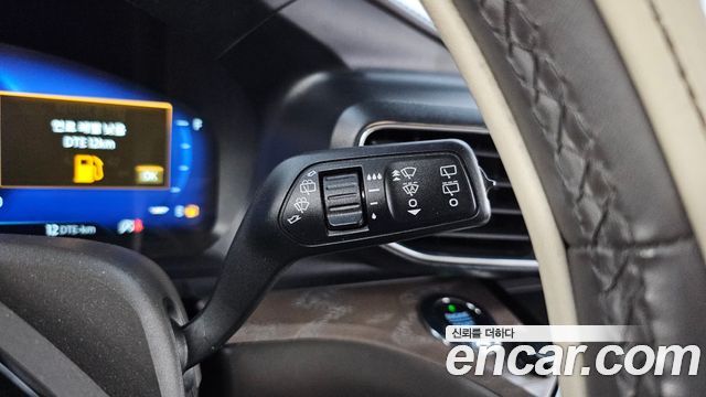 Ford Explorer 2021 — photo 28