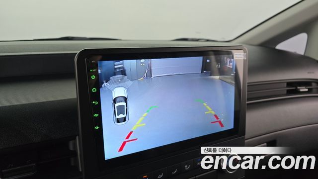 Hyundai Staria 2025 — photo 14