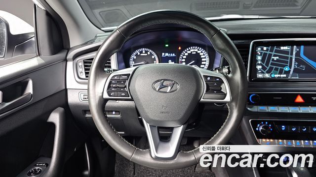 Hyundai Sonata 2019 — photo 12