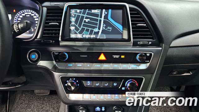 Hyundai Sonata 2019 — photo 15