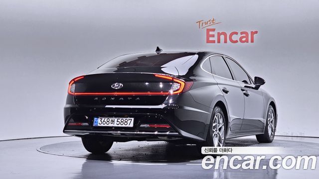 Hyundai Sonata 2022 — photo 2