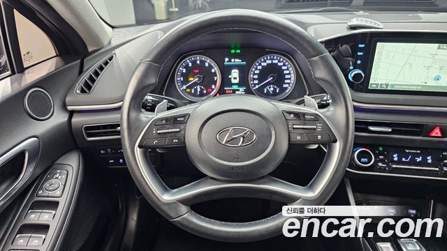 Hyundai Sonata 2022 — photo 19