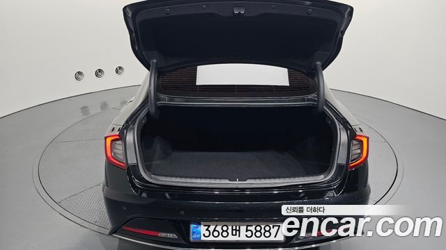 Hyundai Sonata 2022 — photo 26