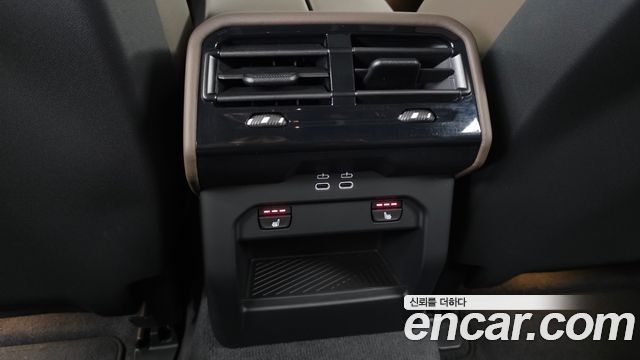 BMW 5-Series 2026 — photo 23