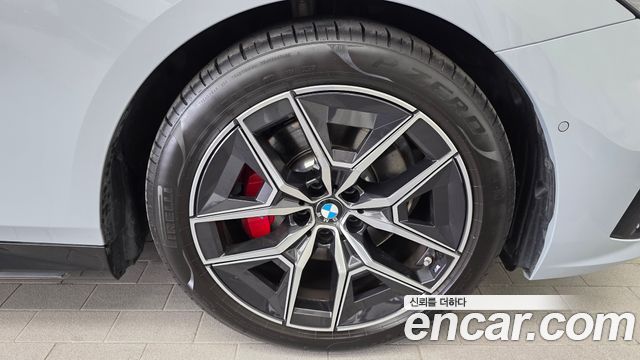 BMW 5-Series 2026 — photo 6