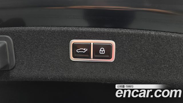 Genesis G80 2022 — photo 24