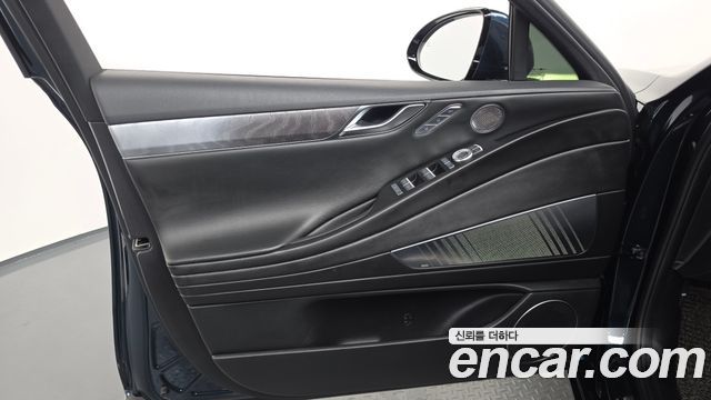 Genesis G80 2022 — photo 14