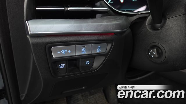 Genesis G80 2022 — photo 29