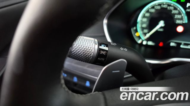 Genesis G80 2022 — photo 37