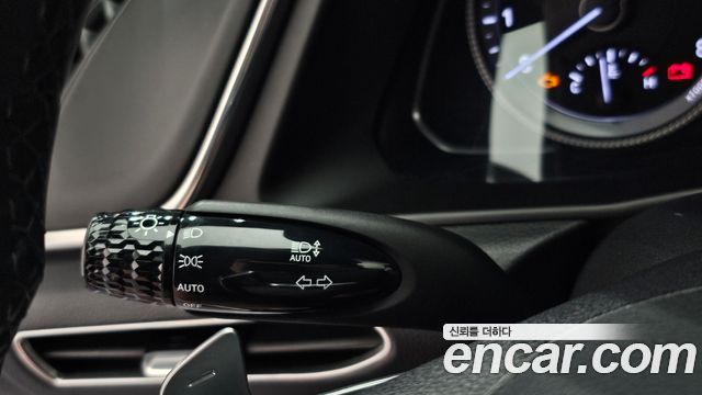 Hyundai Sonata 2022 — photo 31