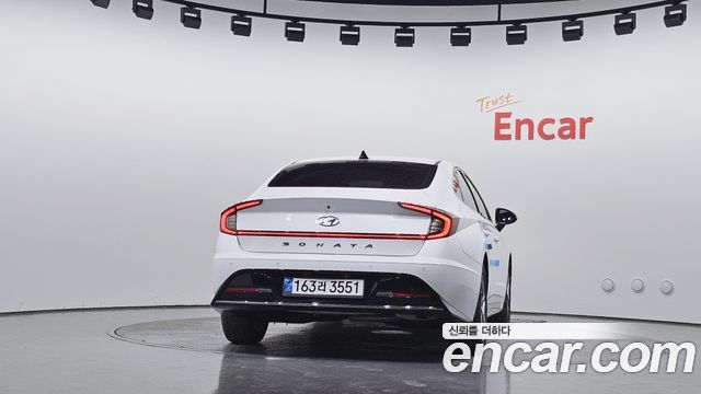 Hyundai Sonata 2022 — photo 4