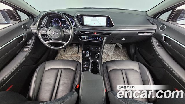 Hyundai Sonata 2022 — photo 10