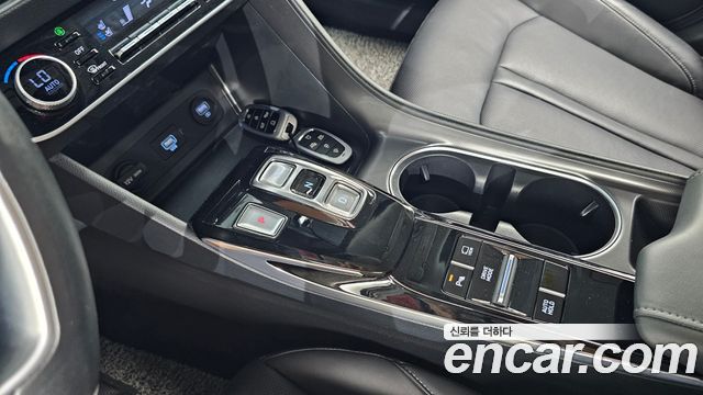 Hyundai Sonata 2022 — photo 12