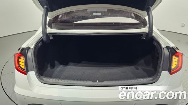 Hyundai Sonata 2022 — photo 23