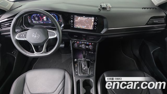 Volkswagen Jetta 2023 — photo 10