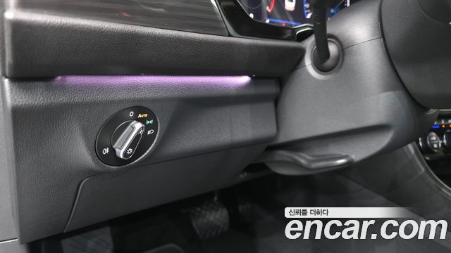 Volkswagen Jetta 2023 — photo 18