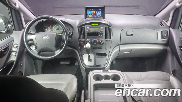 Hyundai Starex 2015 — photo 7