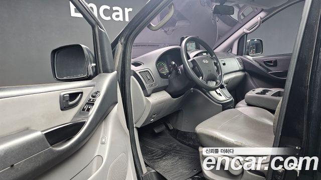 Hyundai Starex 2015 — photo 10