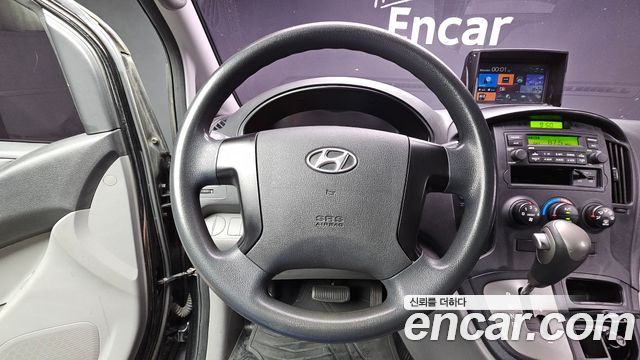 Hyundai Starex 2015 — photo 12