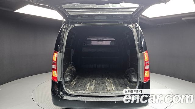 Hyundai Starex 2015 — photo 20