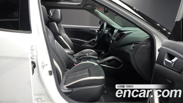 Hyundai Veloster 2013 — photo 12