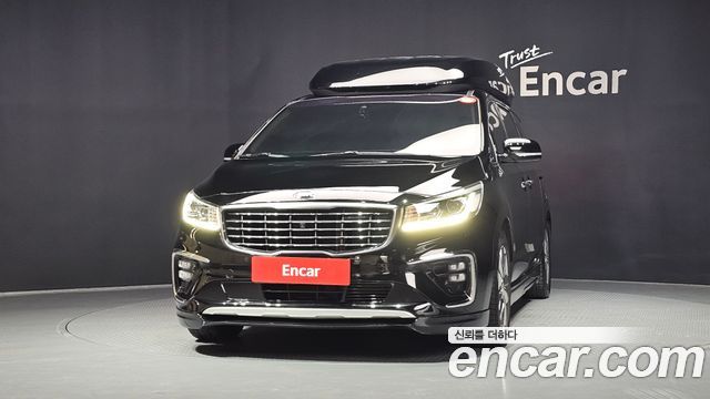 Kia Canival 2019 — photo 3