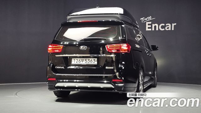Kia Canival 2019 — photo 4