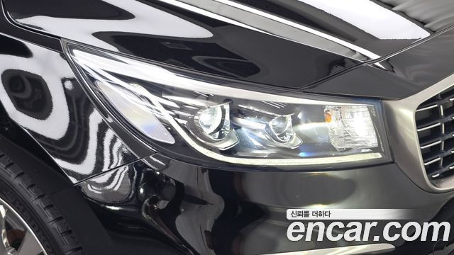 Kia Canival 2019 — photo 8