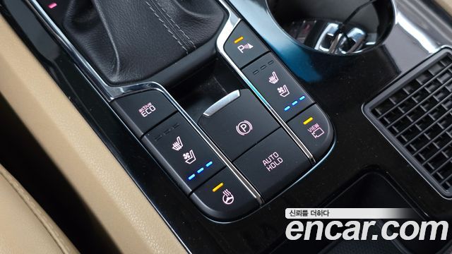 Kia Canival 2019 — photo 31