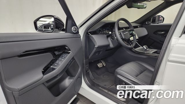 Land Rover Range Rover Evoque 2024 — photo 10