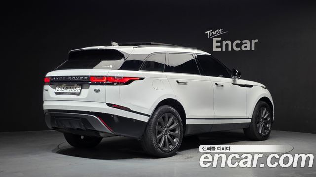 Land Rover Range Rover Velar 2019 — photo 2