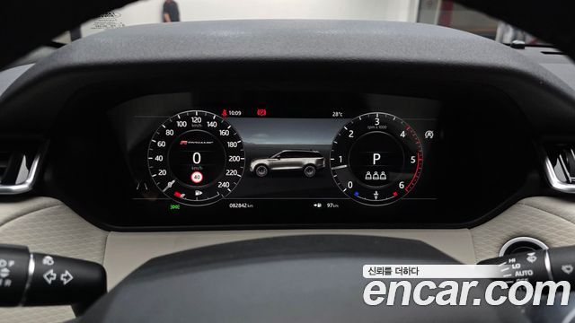 Land Rover Range Rover Velar 2019 — photo 11