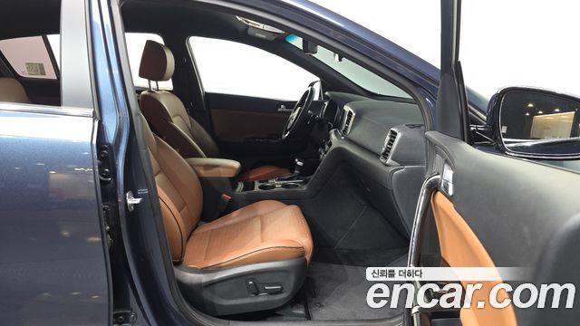 Kia Sportage 2018 — photo 17