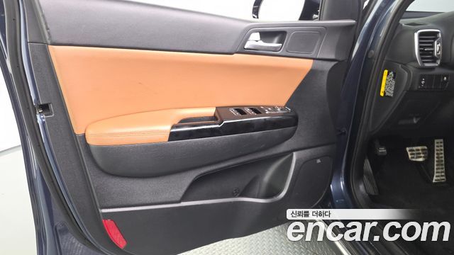 Kia Sportage 2018 — photo 14