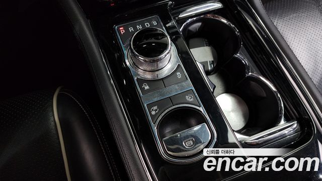 Jaguar XJ 2016 — photo 9
