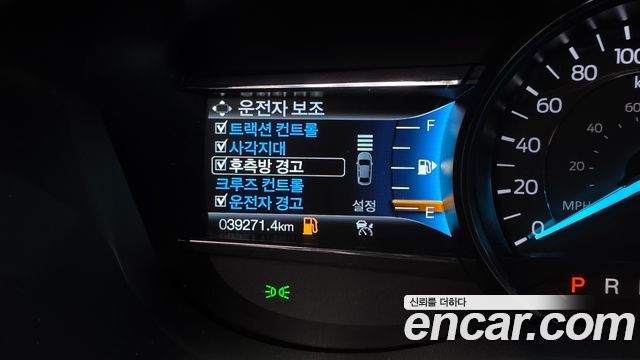 Ford Explorer 2018 — photo 22