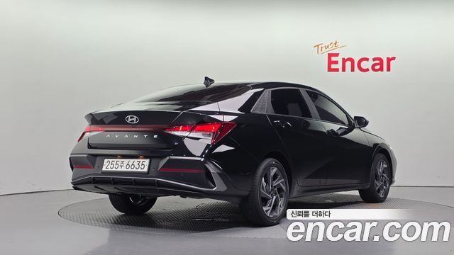 Hyundai AVANTE 2025 — photo 2