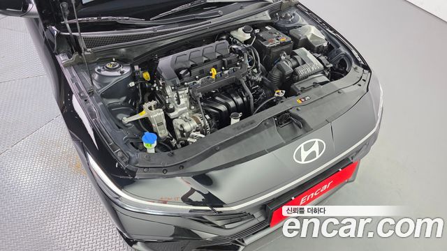 Hyundai AVANTE 2025 — photo 6