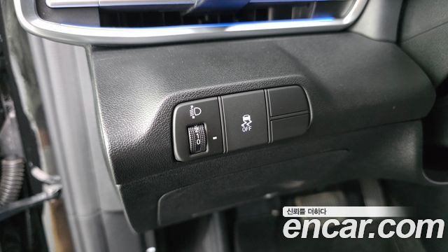 Hyundai AVANTE 2025 — photo 13