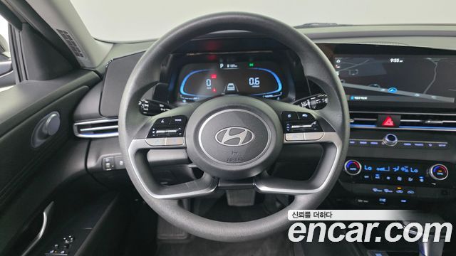 Hyundai AVANTE 2025 — photo 14