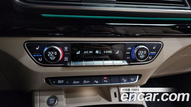 Audi Q5 2021 — photo 32