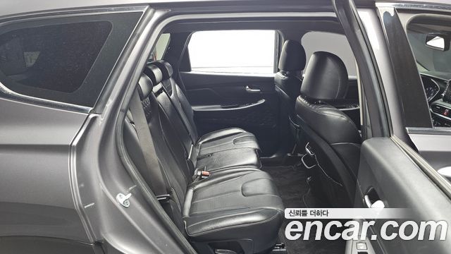 Hyundai Santafe 2019 — photo 17