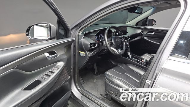 Hyundai Santafe 2019 — photo 18