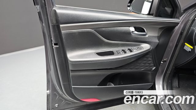 Hyundai Santafe 2019 — photo 14