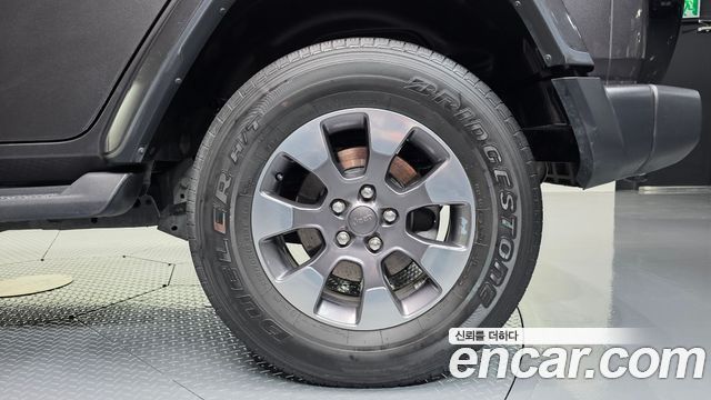 Jeep Wrangler 2019 — photo 7