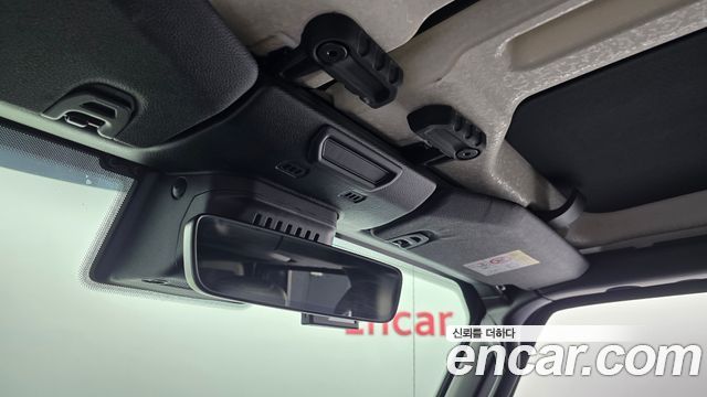 Jeep Wrangler 2019 — photo 33