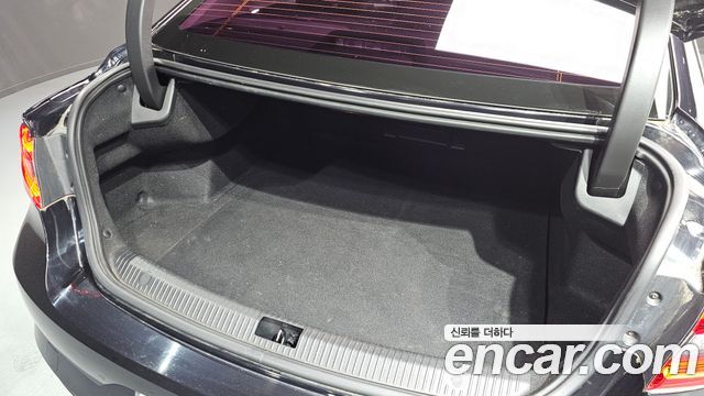 Renault Korea SM6 2016 — photo 23