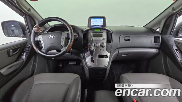 Hyundai Starex 2011 — photo 7