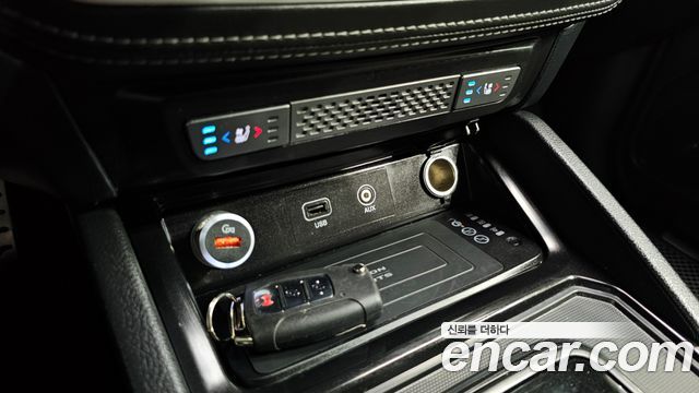 KG Mobility Rexton 2021 — photo 28