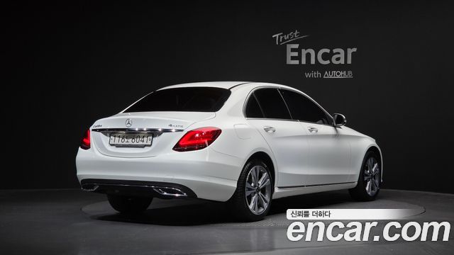 Mercedes-Benz C-Class 2020 — photo 2
